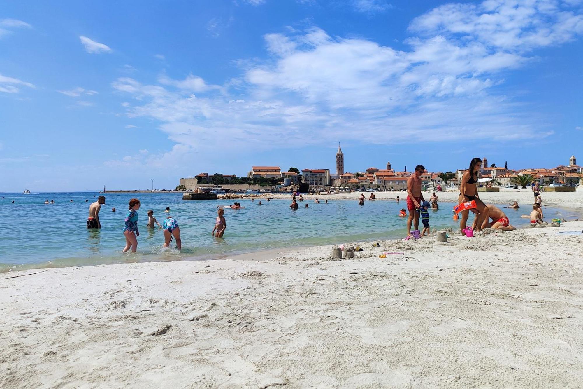 Apartments And Rooms By The Sea Banjol, Rab - 5077 エクステリア 写真